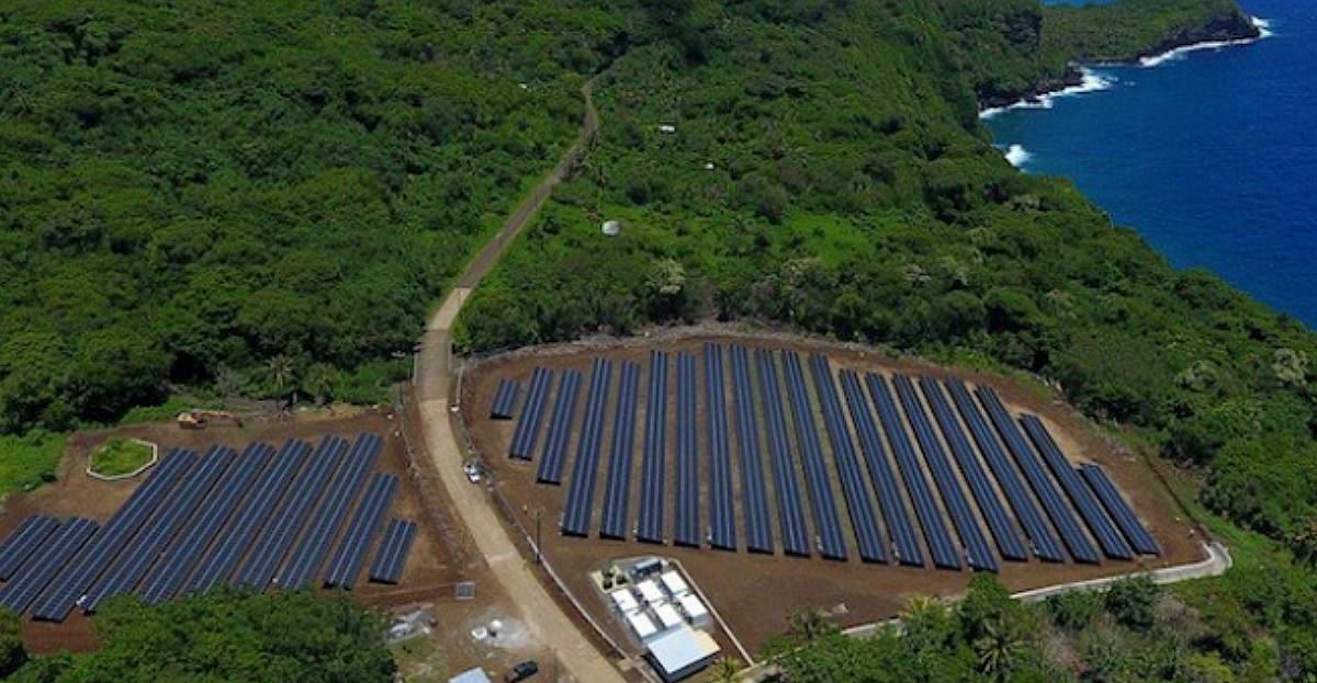 Tesla Powers Entire Pacific Island With Solar Energy Newstalk