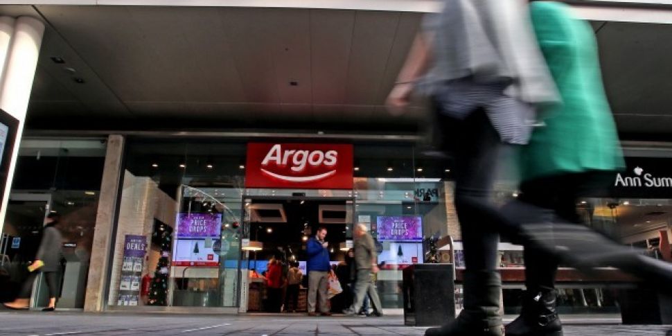 Argos paid staff paid less tha...