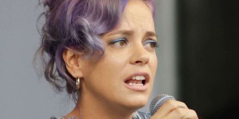 Lily Allen abused online over...