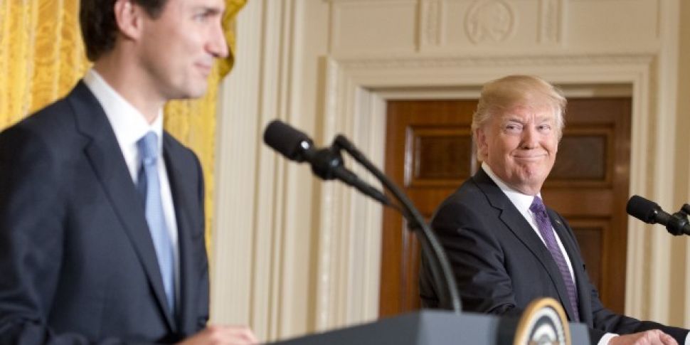 Trump backtracks on NAFTA abol...