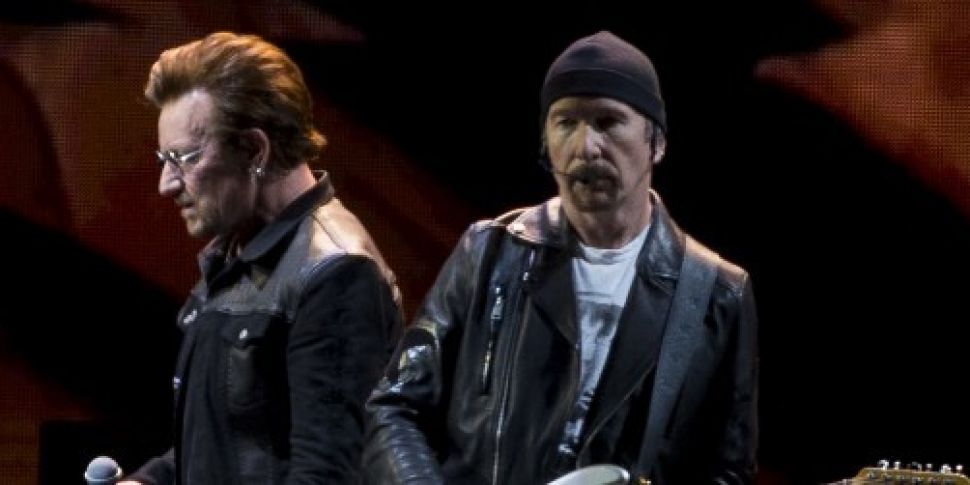 U2 bring out Pearl Jam&#39...