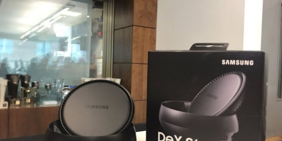 Samsung&#39;s DeX works to...