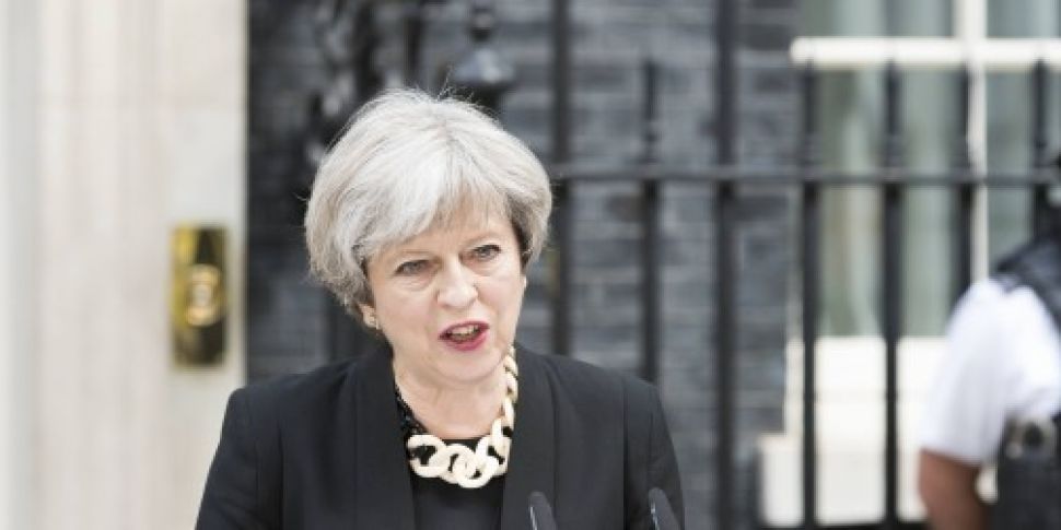 Theresa May calls tighter inte...