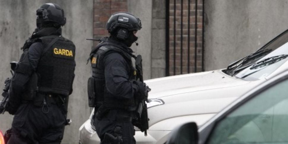 Armed garda presence at Electr...