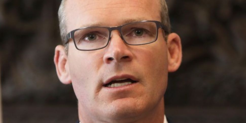 Simon Coveney expects Governme...