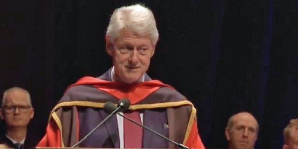 Bill Clinton receives honourar...