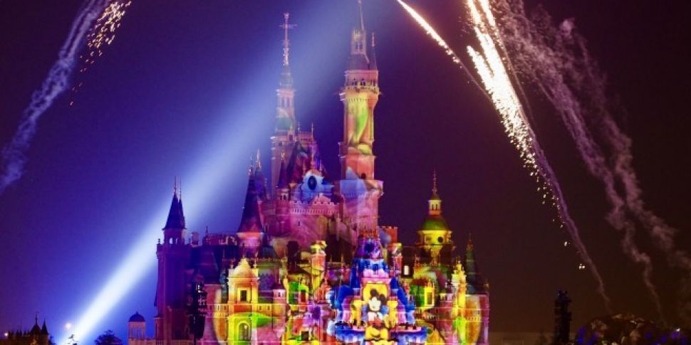 Disney agrees €44bn deal to bu...