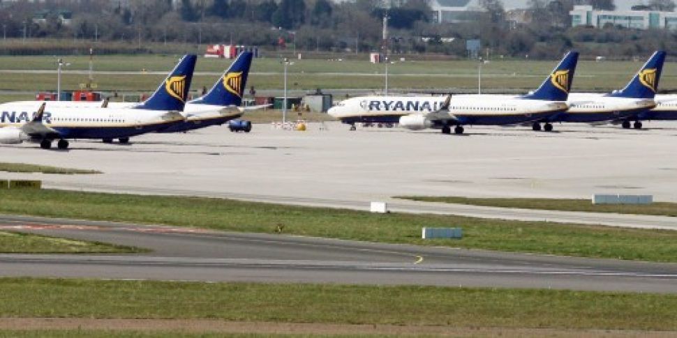 Ryanair and unions to meet Tue...