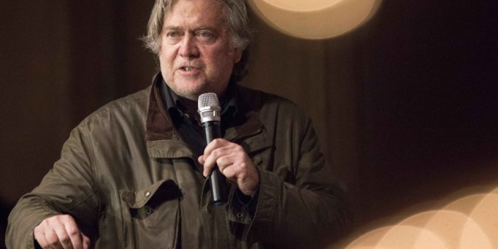 Steve Bannon steps down from r...