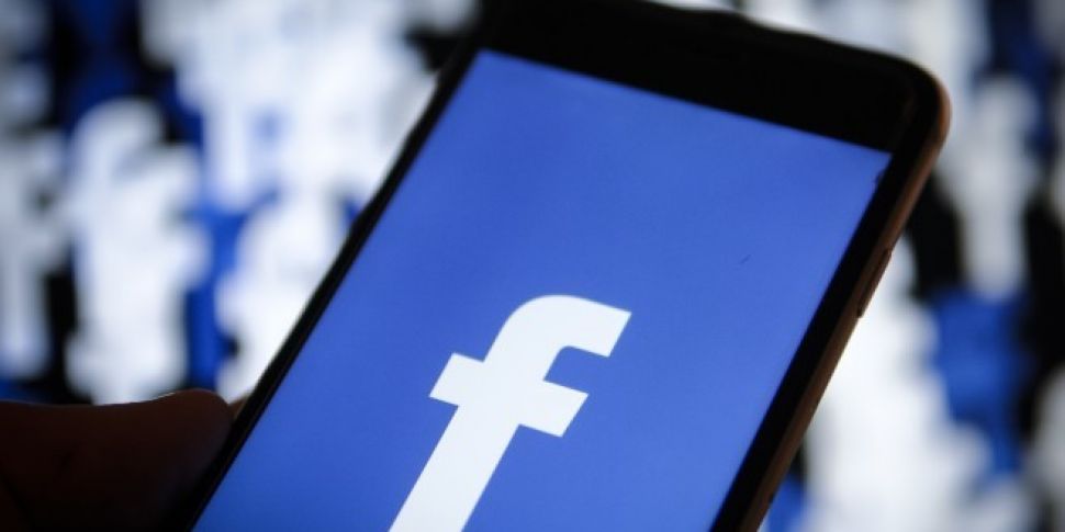 Facebook suspends controversia...