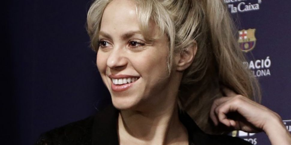 Shakira under investigation fo...