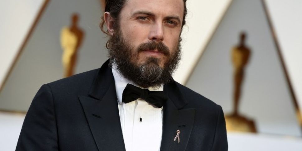 Casey Affleck withdraws as pre...