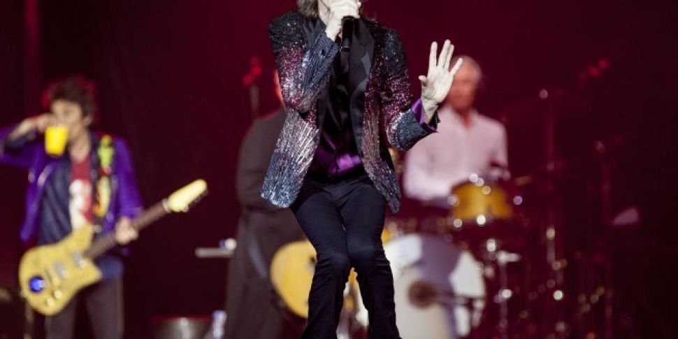 Rolling Stones offer fans chan...