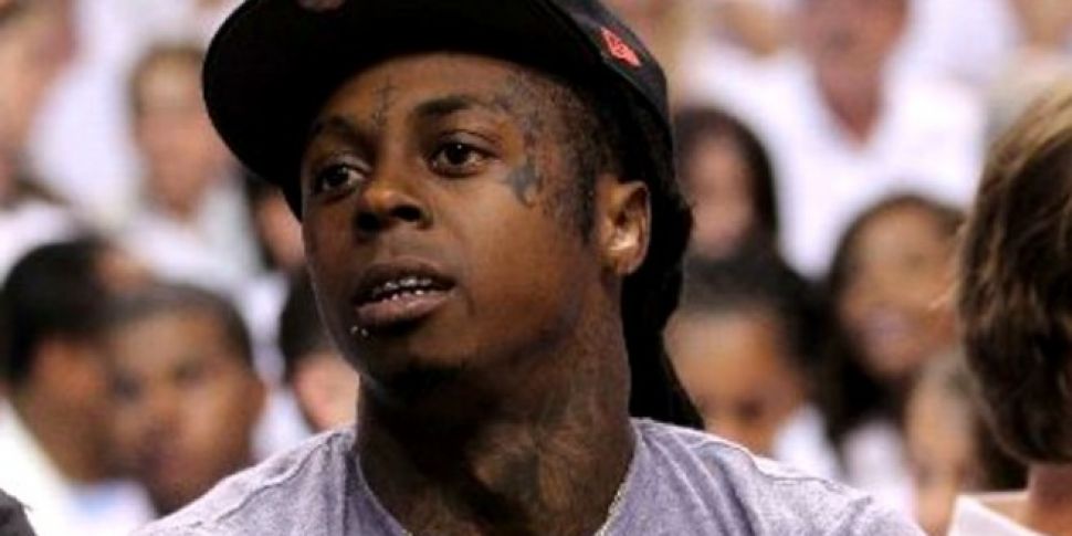 Lil Wayne ignites backlash aft...