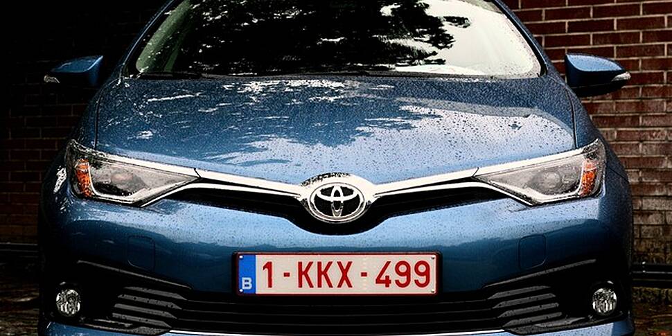 LAUNCH DRIVE: Toyota Auris upd...