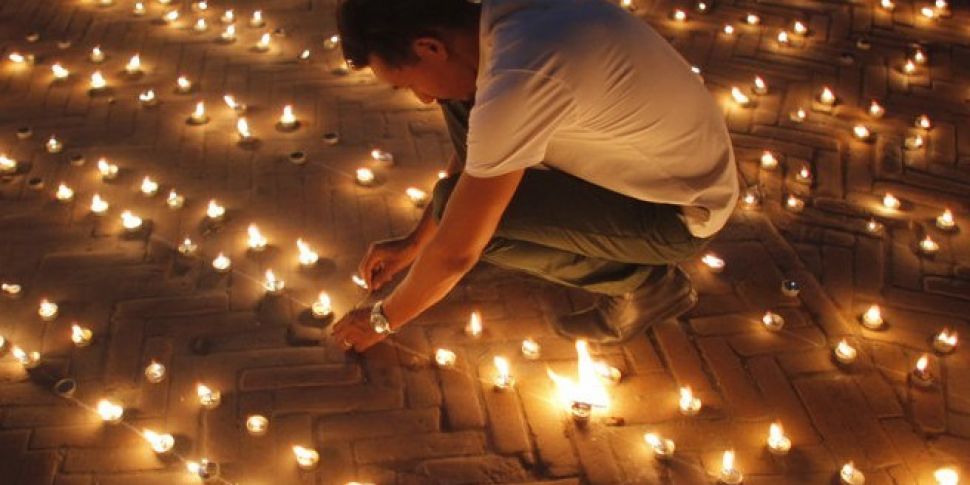 Candle lit memorial held on th...