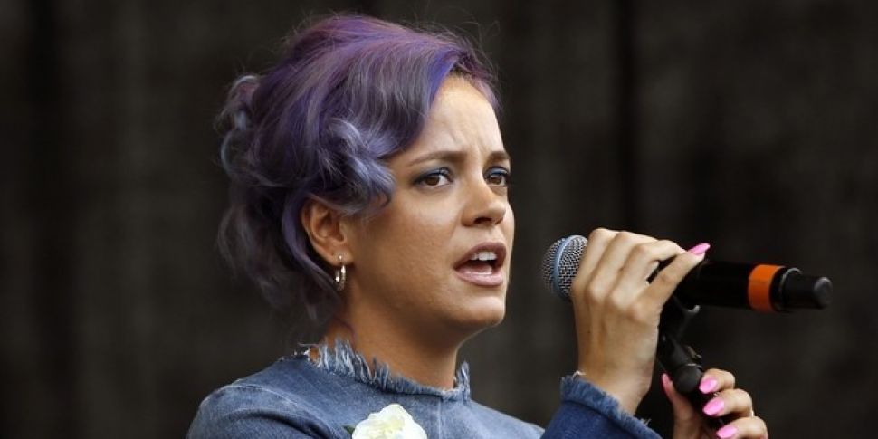 Lily Allen &#39;told by ta...