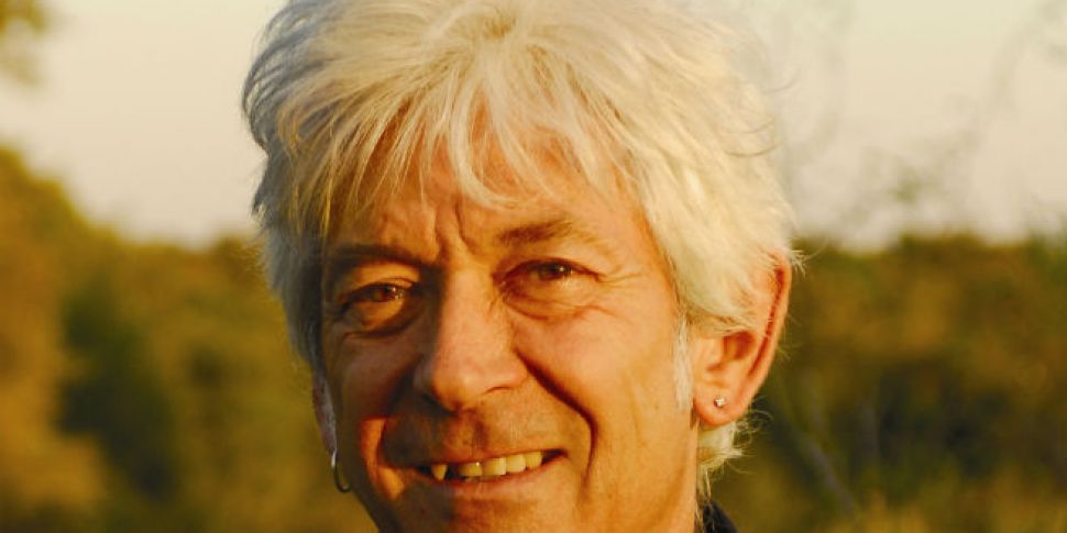 Ian McLagan of Small Faces spe...