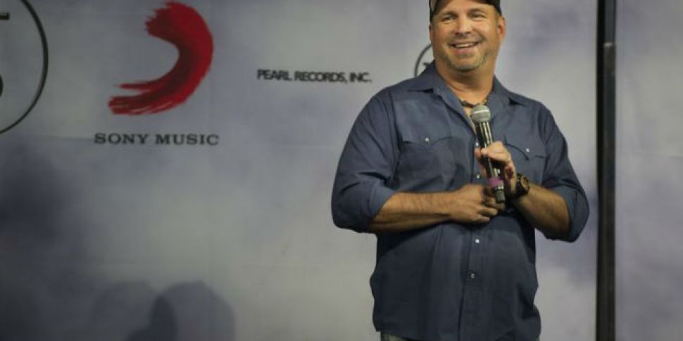 Game over for Garth Brooks fan...