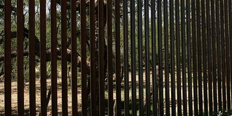 Farming: Fencing off African S...