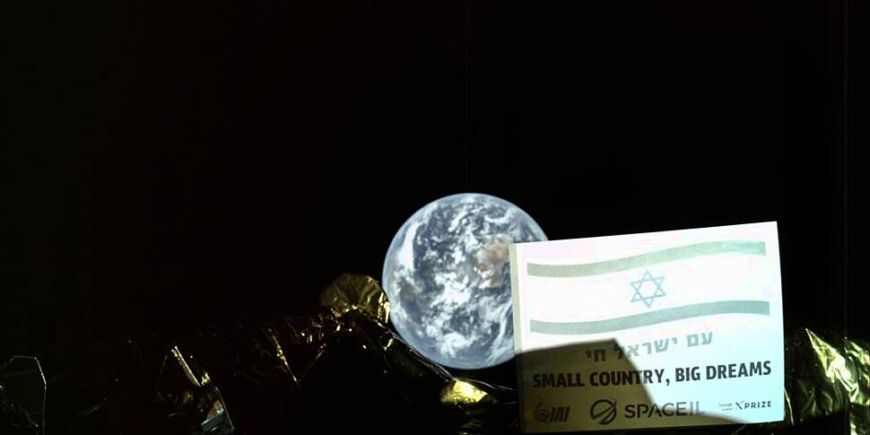 Israeli spacecraft en-route to...