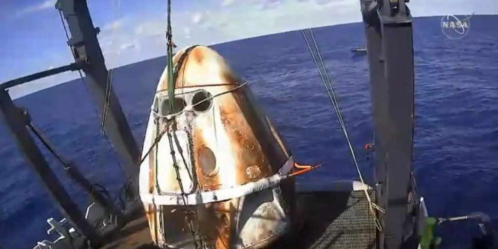 SpaceX Crew Dragon capsule suc...