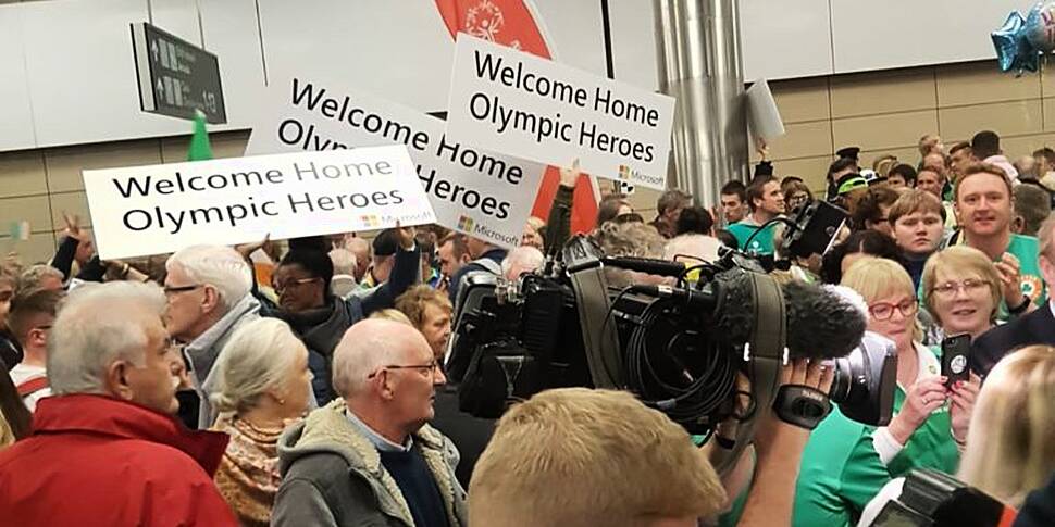 Team Ireland arrives home afte...