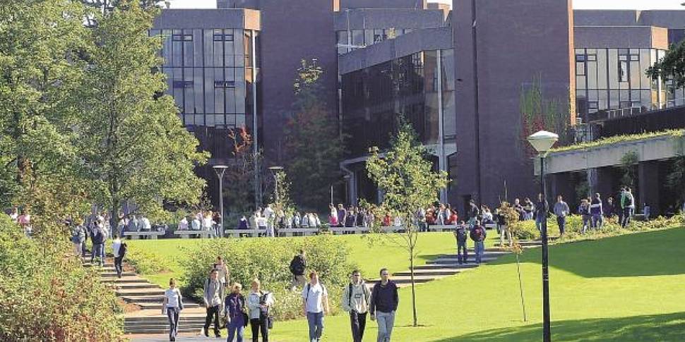 University of Limerick buys Du...