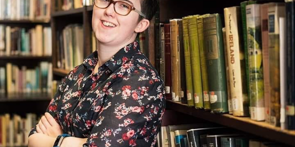 Man held over Lyra McKee murde...