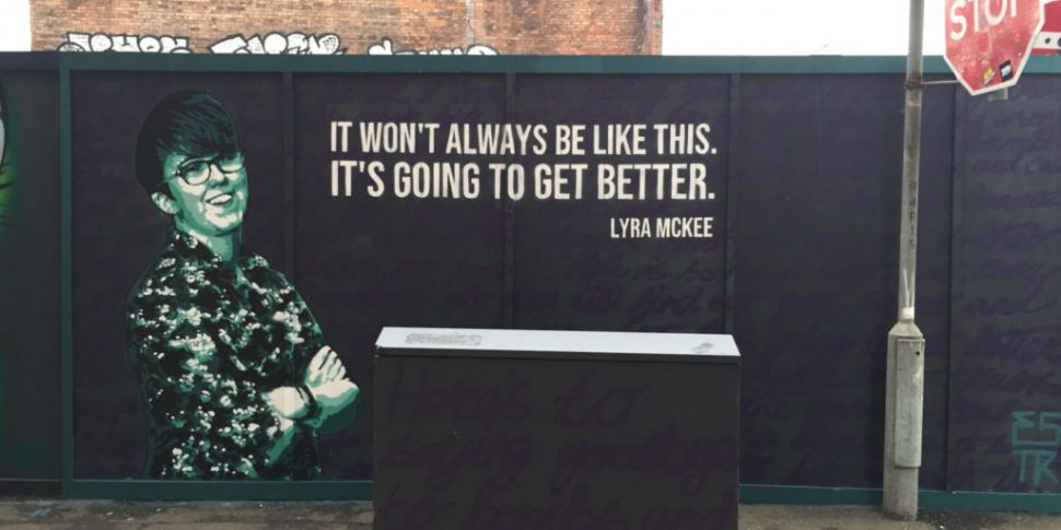 Lyra McKee mural appears in Be...