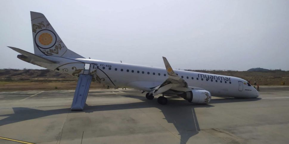 Passenger plane lands in Myanm...