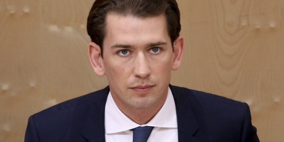 Austrian parliament votes to o...