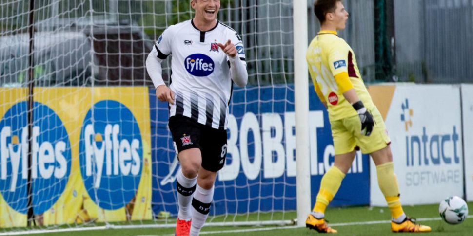 Dundalk move three points clea...
