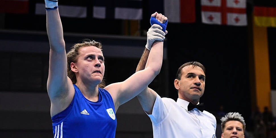 Michaela Walsh stuns world cha...