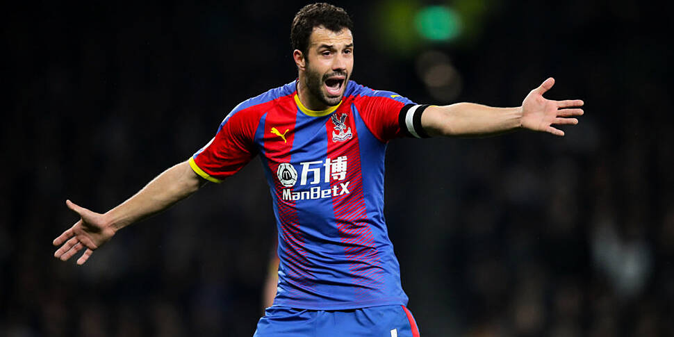 Luka Milivojevic signs contrac...