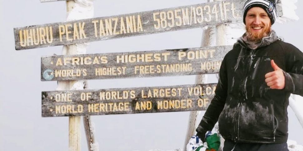 Climbing Mount Kilimanjaro - t...