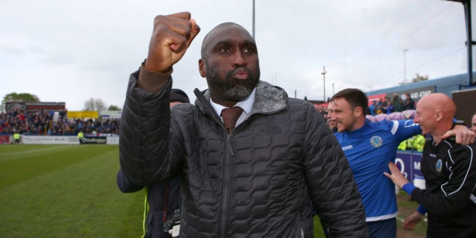 Sol Campbell leaves Macclesfie...