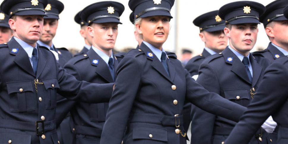 Extra 1,800 Gardaí to be on fr...