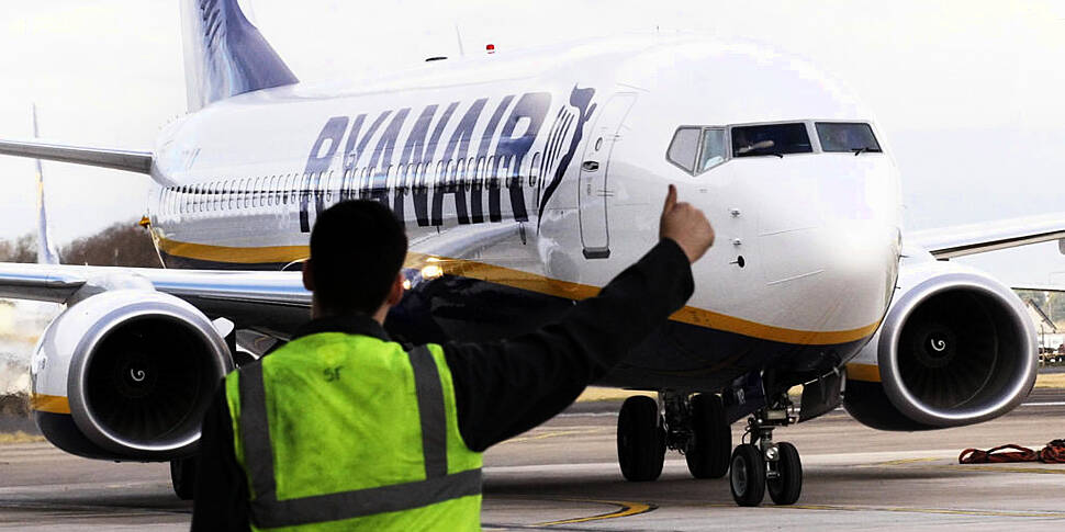 British Ryanair pilots stage 4...