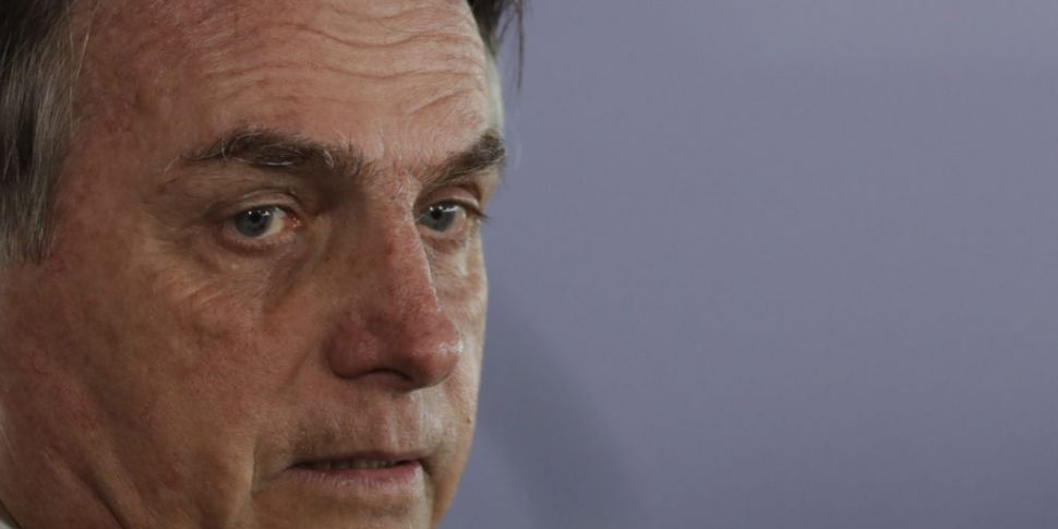 Brazil election: Bolsonaro tra...