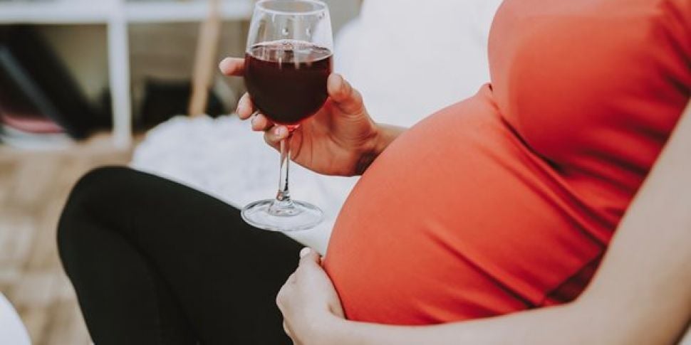 Drinking while pregnant: 10% o...