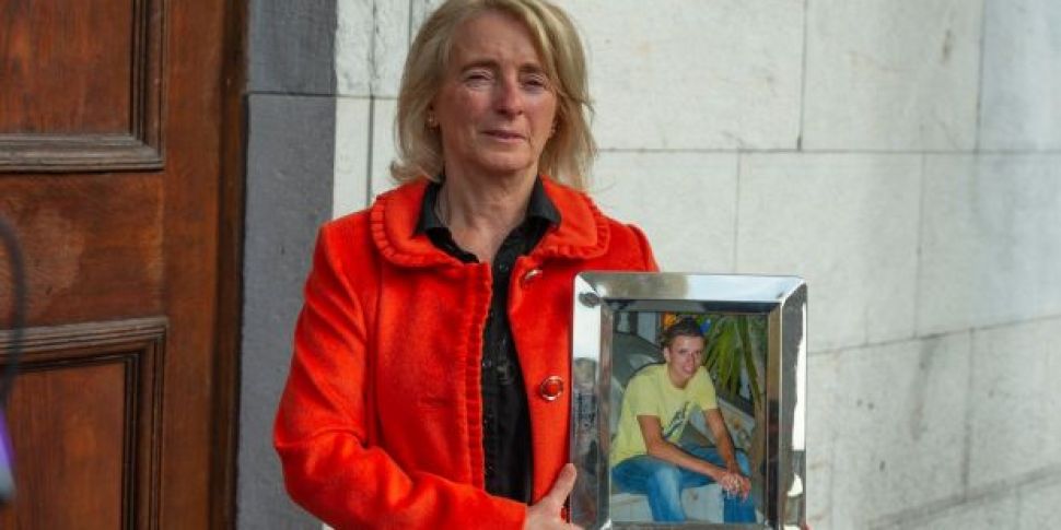 HSE settles case with family o...