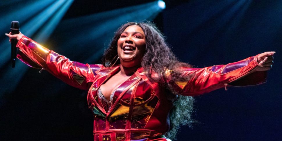 Is US pop star Lizzo really bo...