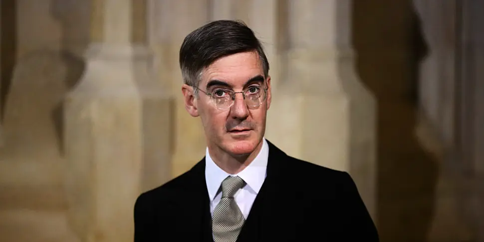 Rees-Mogg apologises after fac...