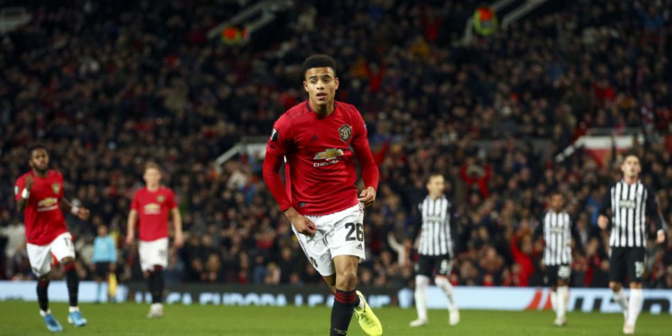 Mason Greenwood signs new cont...