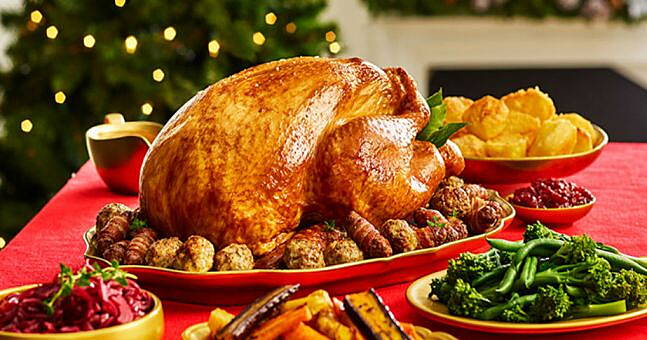 When did turkey become part of Ireland's traditional Christmas dinner? - Vimarsana News