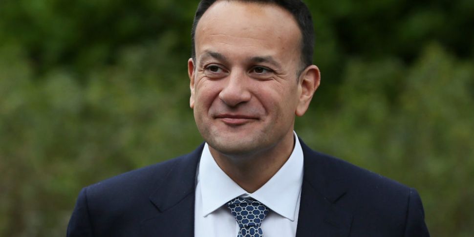 Varadkar refuses to rule out e...
