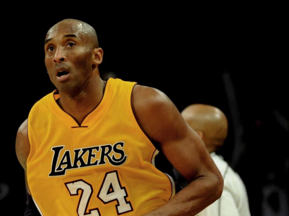 Ex-NBA star, champion Kobe Bryant dies in helicopter crash