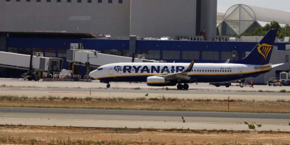 Ryanair 'severely reducing' fl...