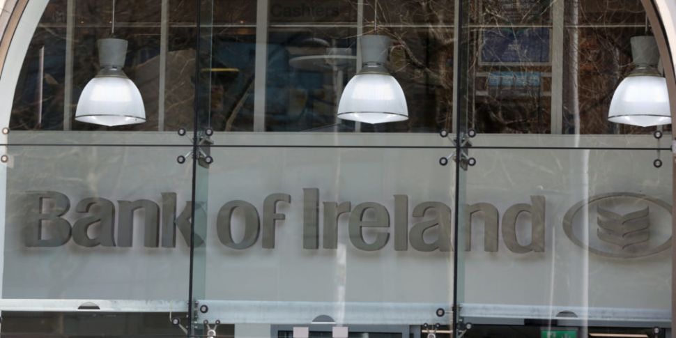 AIB, Bank of Ireland put off d...